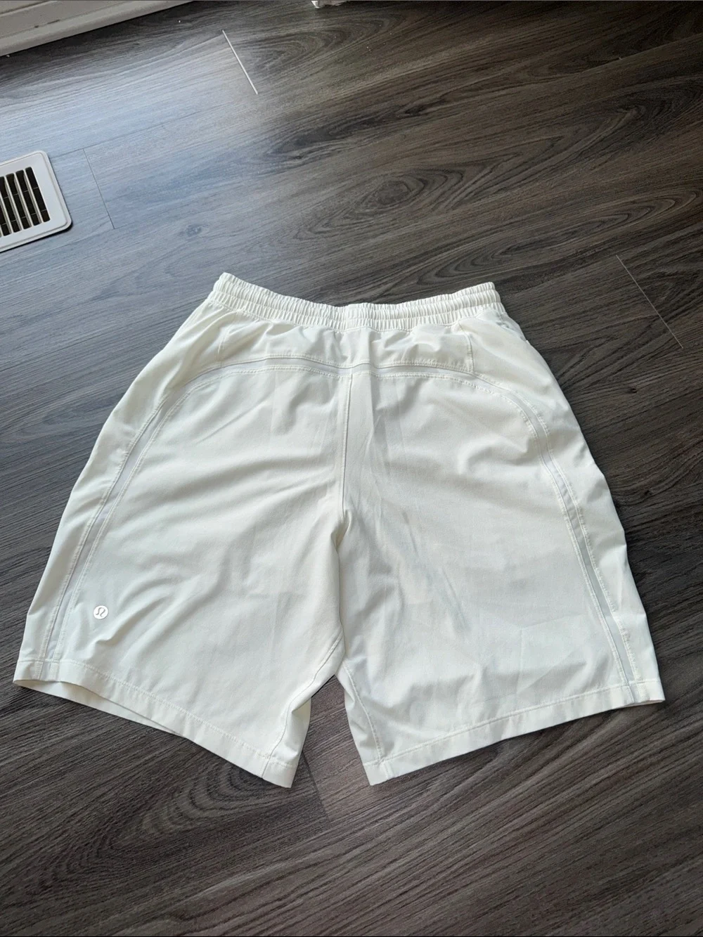Men's White Elastic-Waist Performance Shorts